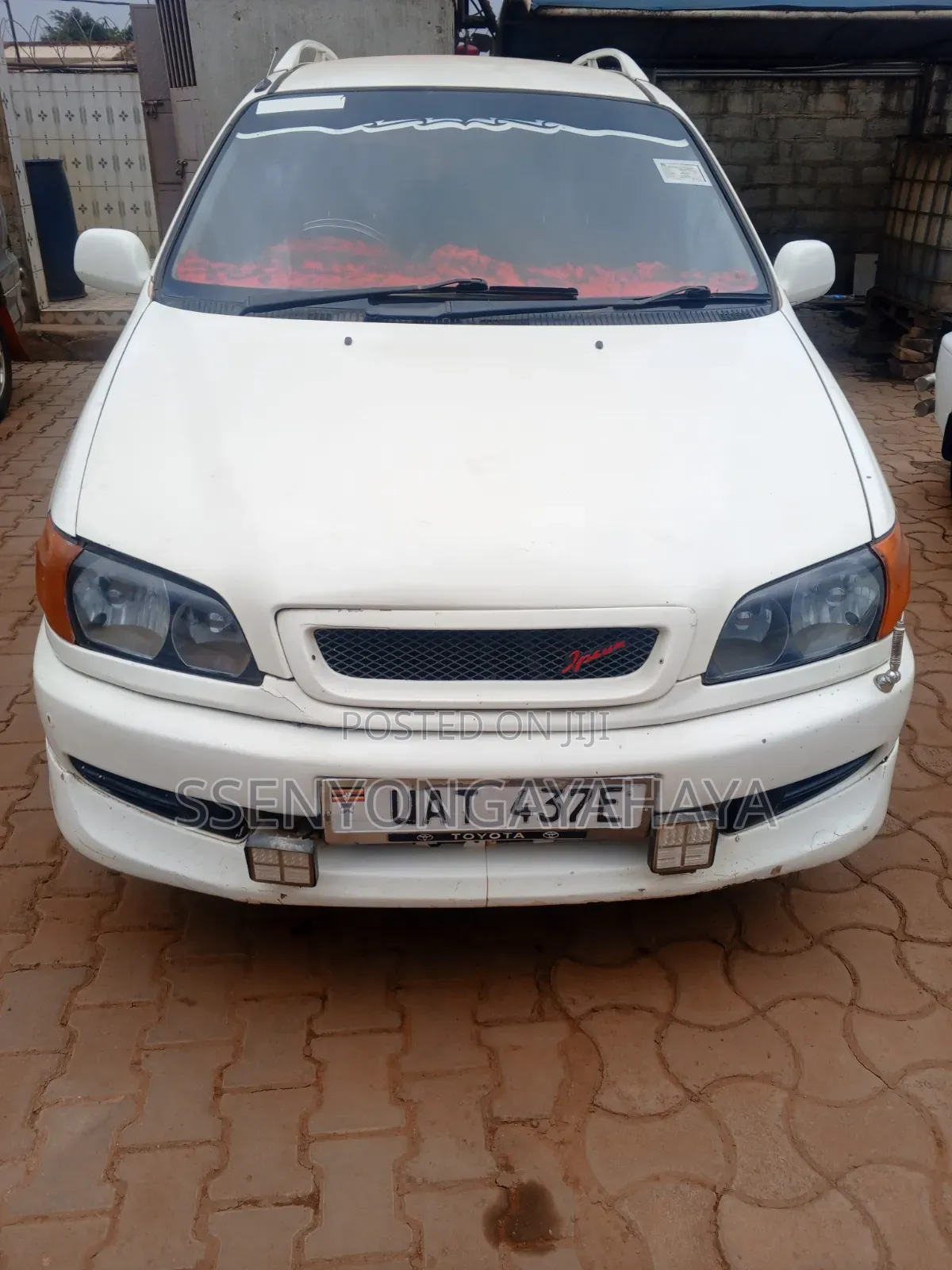Toyota Ipsum 1999 White