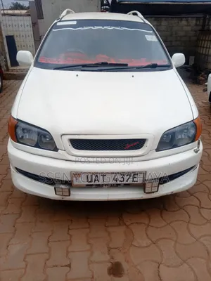 Toyota Ipsum 1999 White