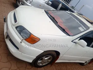 Toyota Ipsum 1999 White