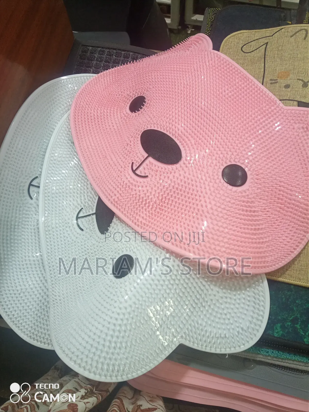 Silicone Foot Scrubber Mats or Bathroom Mats for Non-Slip Shower Use