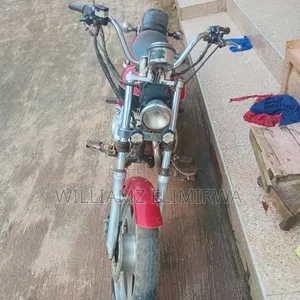 Honda 2000 Red