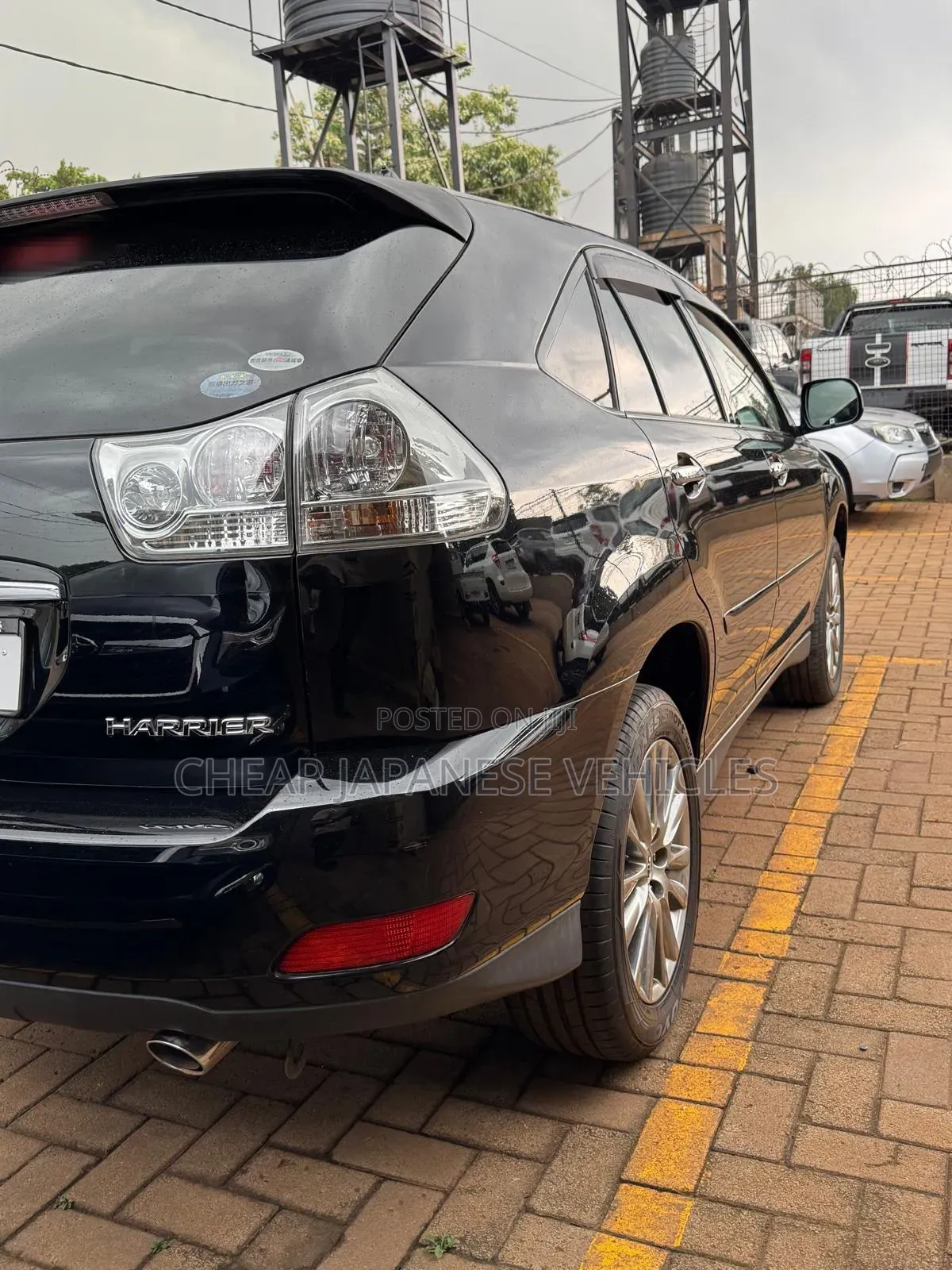 Toyota Harrier 2.4 2013 Black