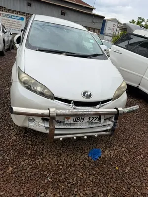 Toyota Wish 2010 White