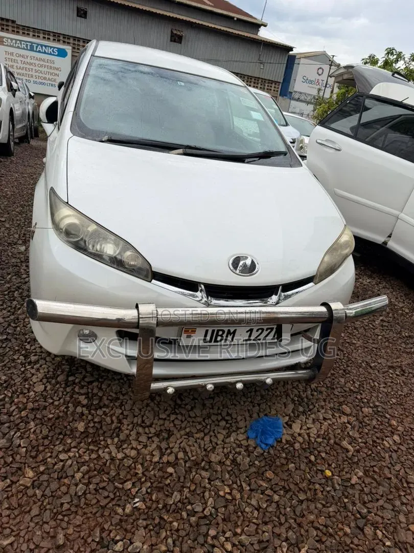 Toyota Wish 2010 White
