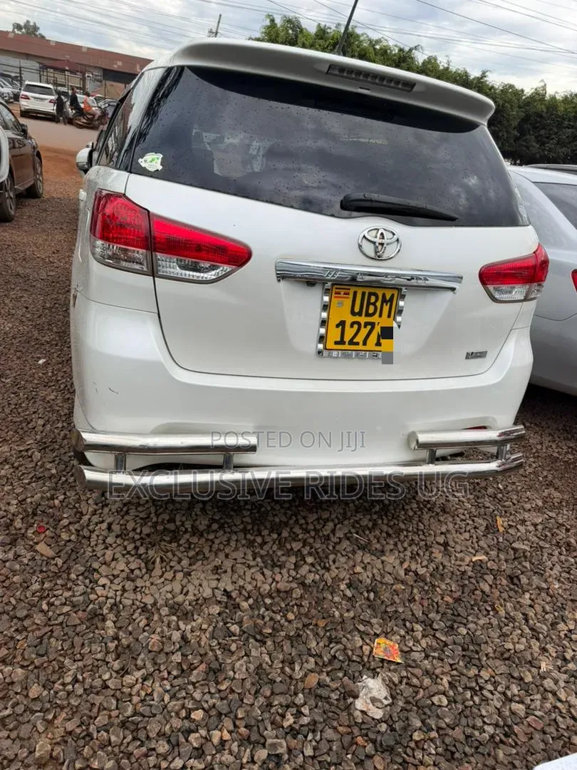 Toyota Wish 2010 White