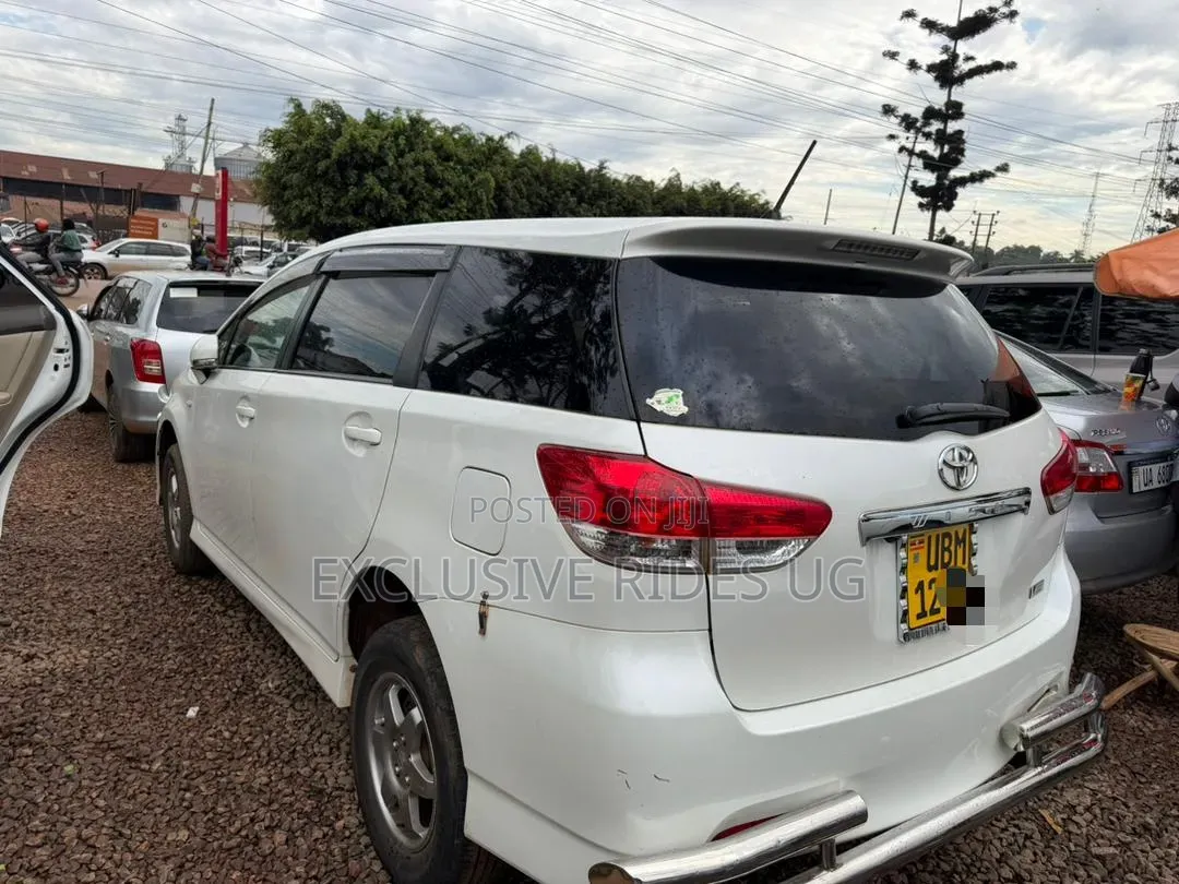 Toyota Wish 2010 White