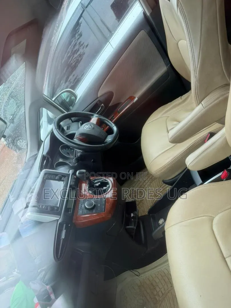Toyota Wish 2010 White