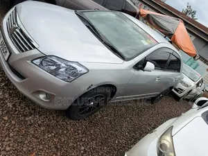 Toyota Premio 1.8 AWD 2012 Silver