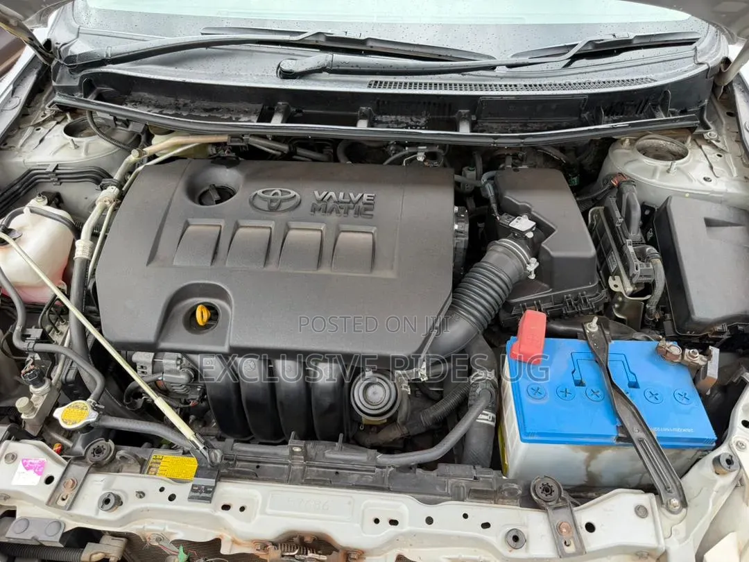 Toyota Premio 1.8 AWD 2012 Silver