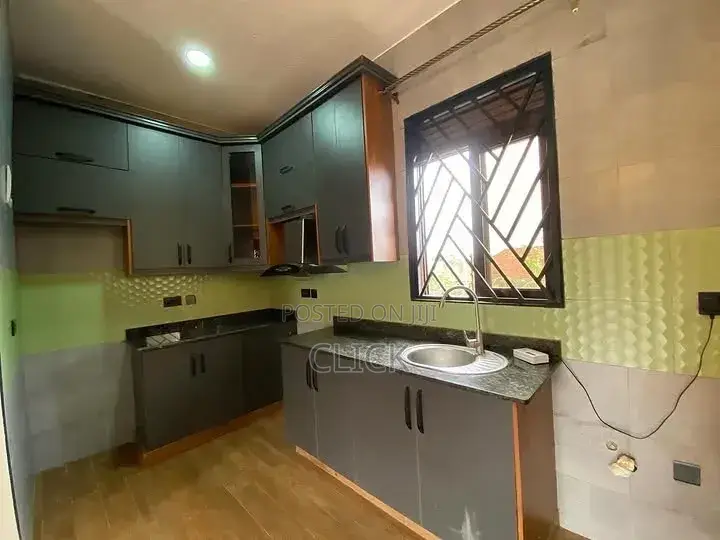 2bdrm Apartment in Muyenga, Makindye for rent