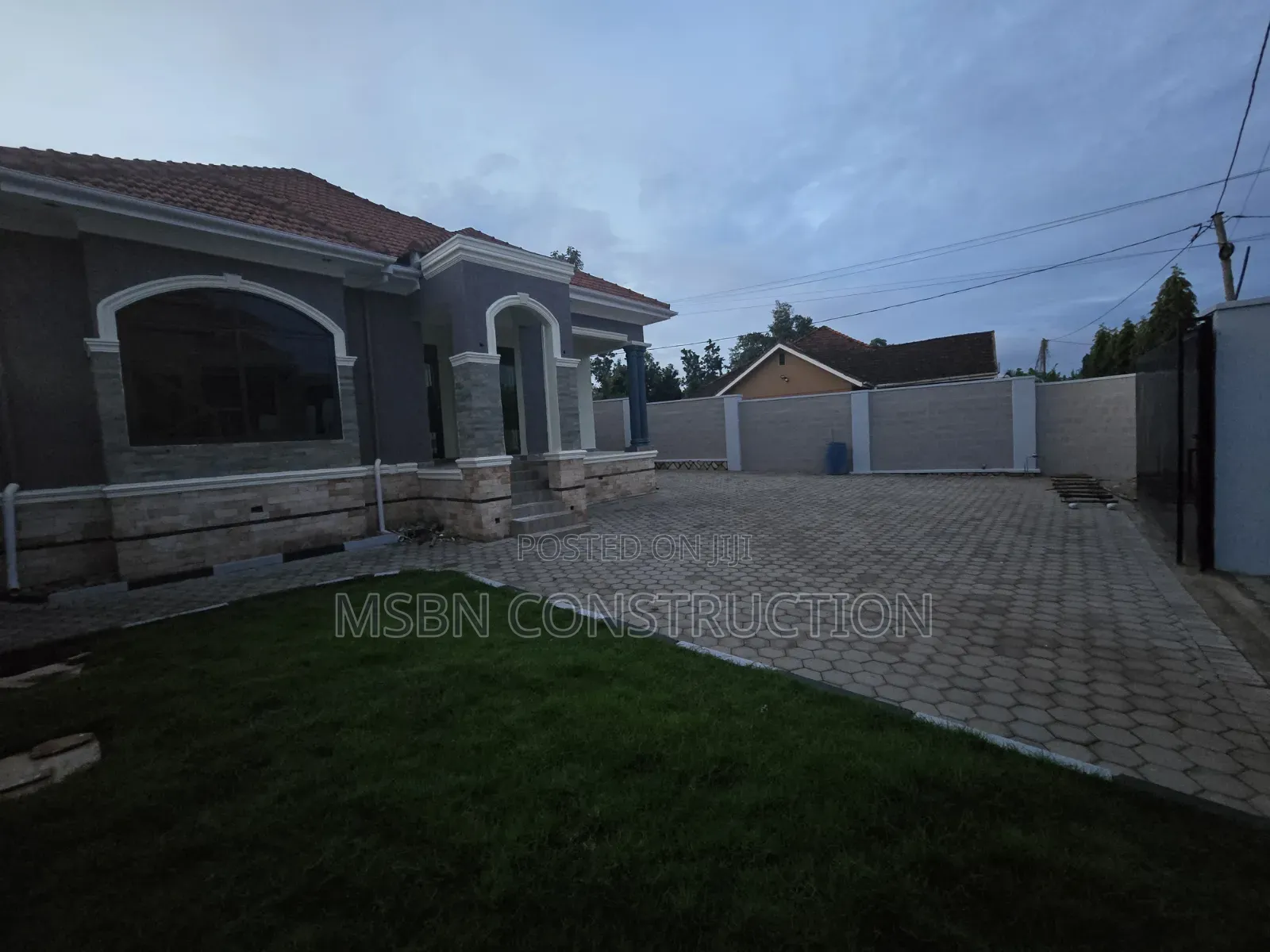 5bdrm Bungalow in Naalya, Central Division for sale