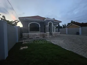 5bdrm Bungalow in Naalya, Central Division for sale
