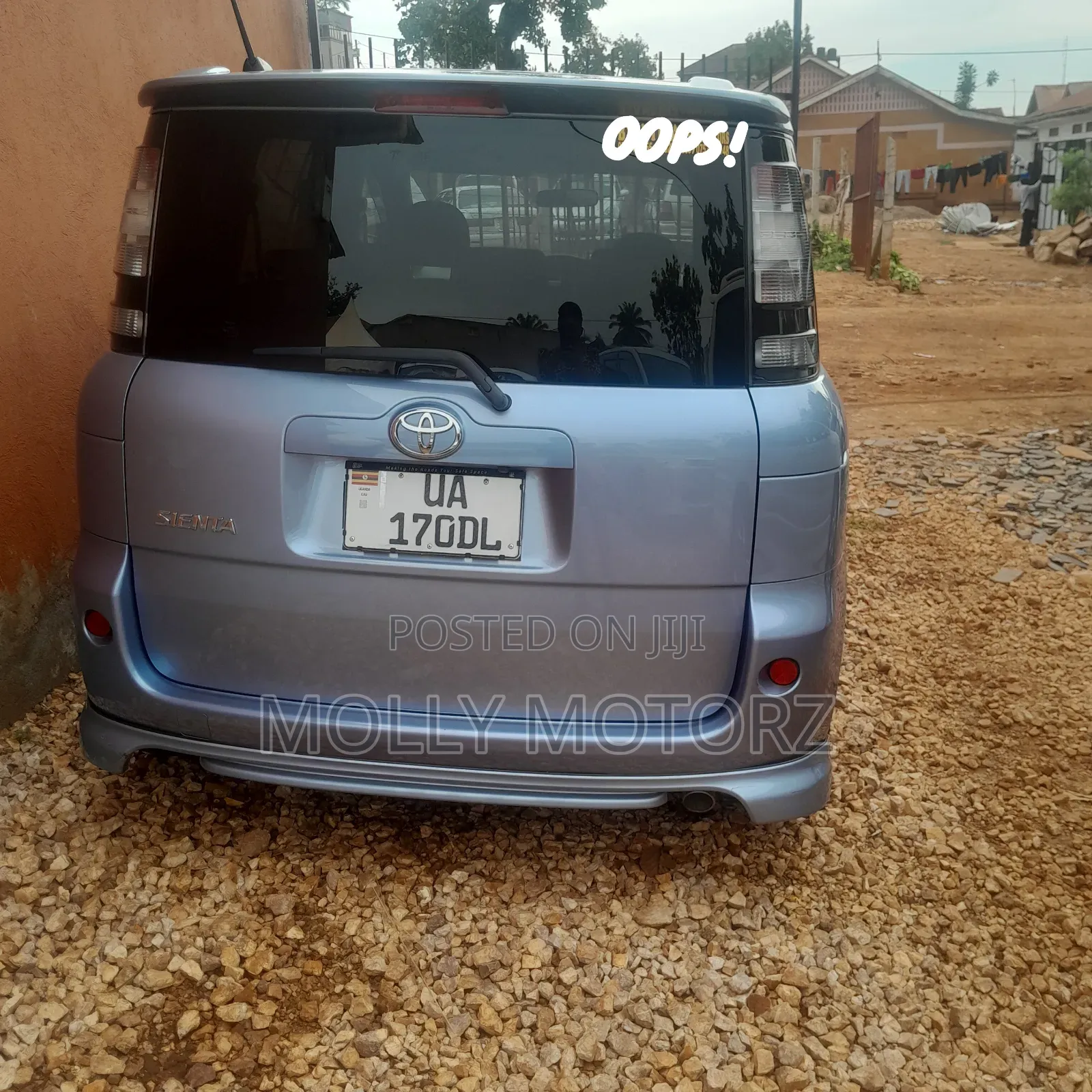 Toyota Sienta 2006 Silver