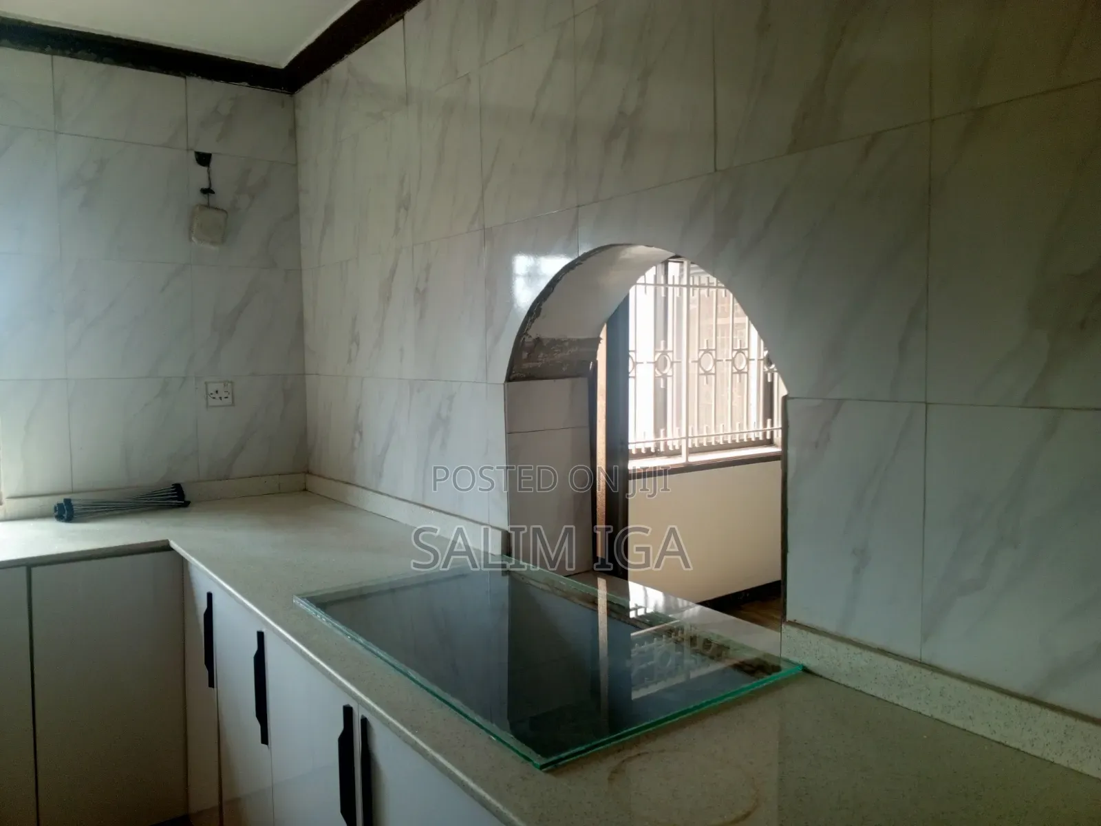 4bdrm Maisonette in Lolo Property, Central Division for rent