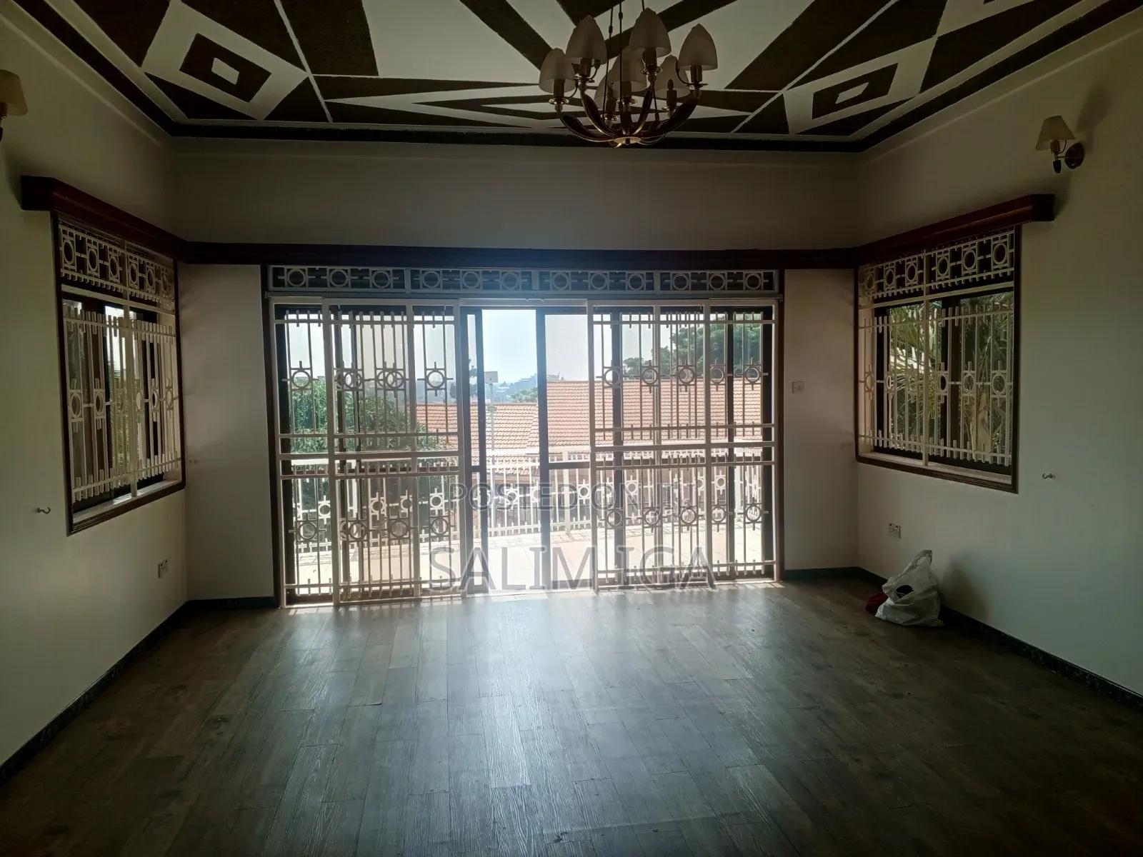 4bdrm Maisonette in Lolo Property, Central Division for rent