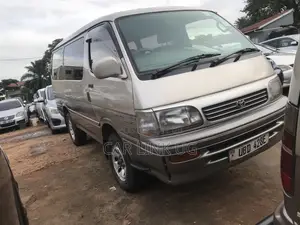 Toyota Grand HiAce 2000 Silver