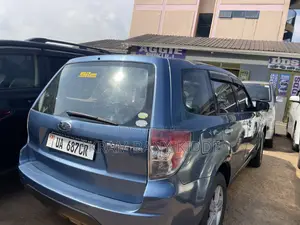 Subaru Forester 2010 Blue