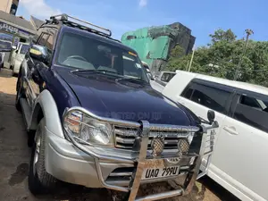 Toyota Land Cruiser Prado 2000 Blue