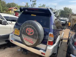 Toyota Land Cruiser Prado 2000 Blue