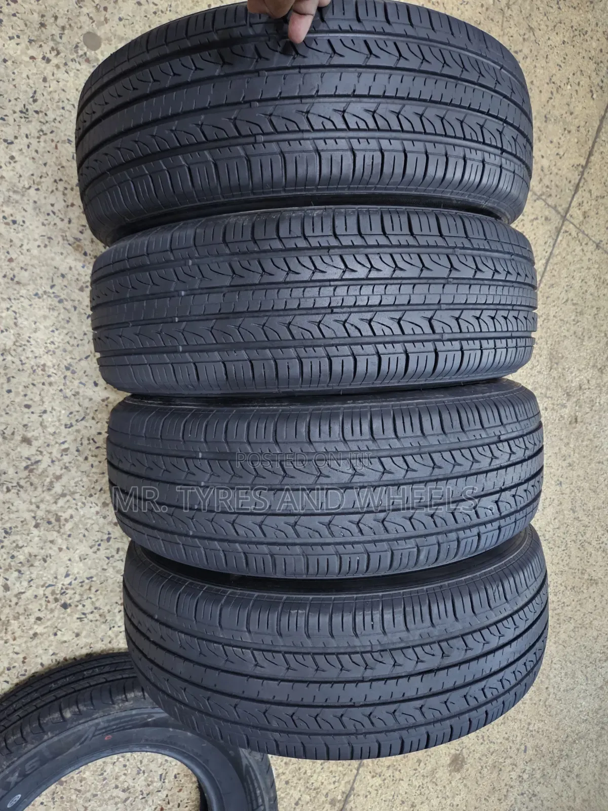 205 70r15 Used Joyroad but Still Good Tires Used Only 1week Just Order