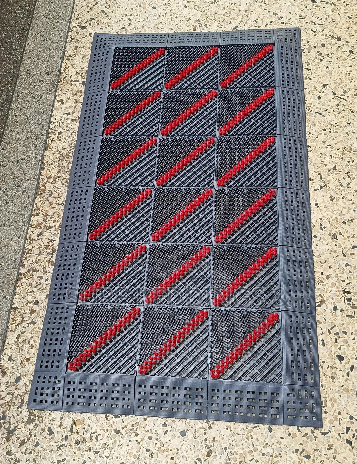 Heavy-Duty Interlocking Door Mat