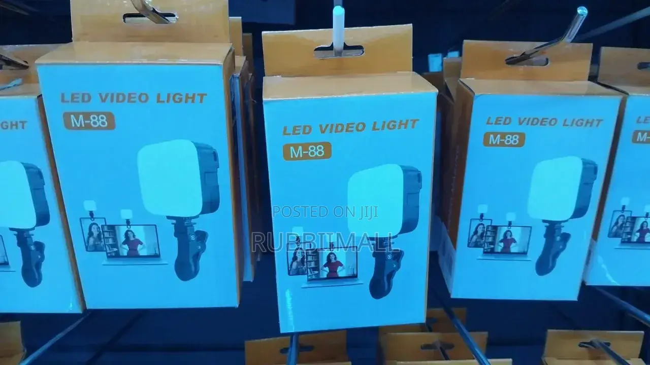 M-88 Portable Led Video Light With a Clip for Devices.