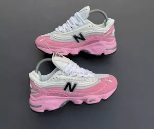 New Balance 1000 Sneakers