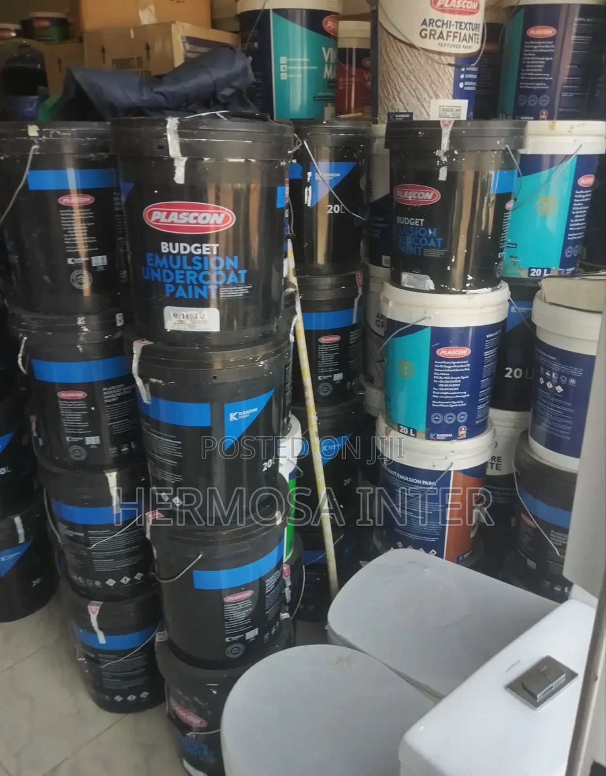 Undercoat Paints and Vinyl Silk