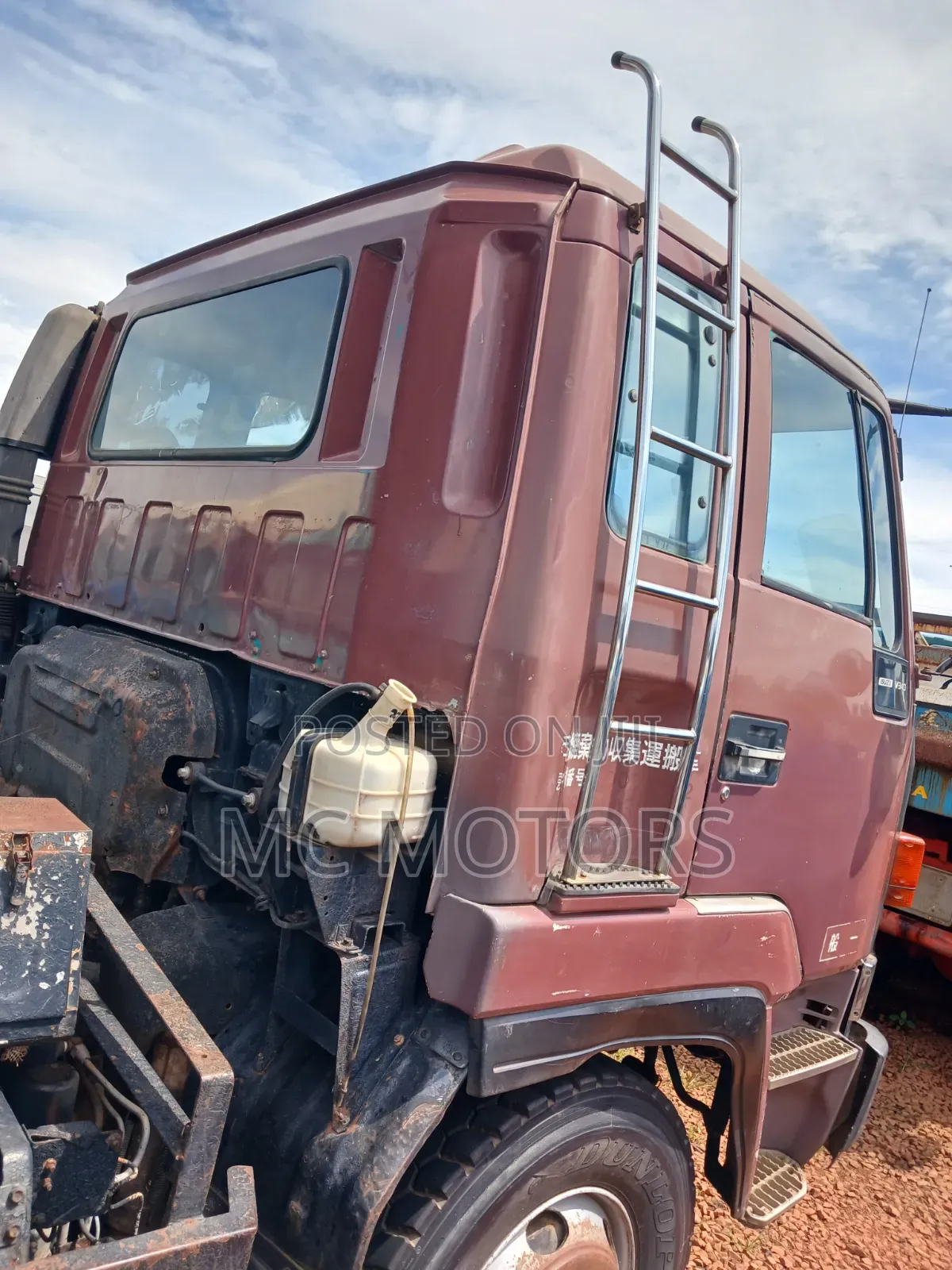 Isuzu Tipper