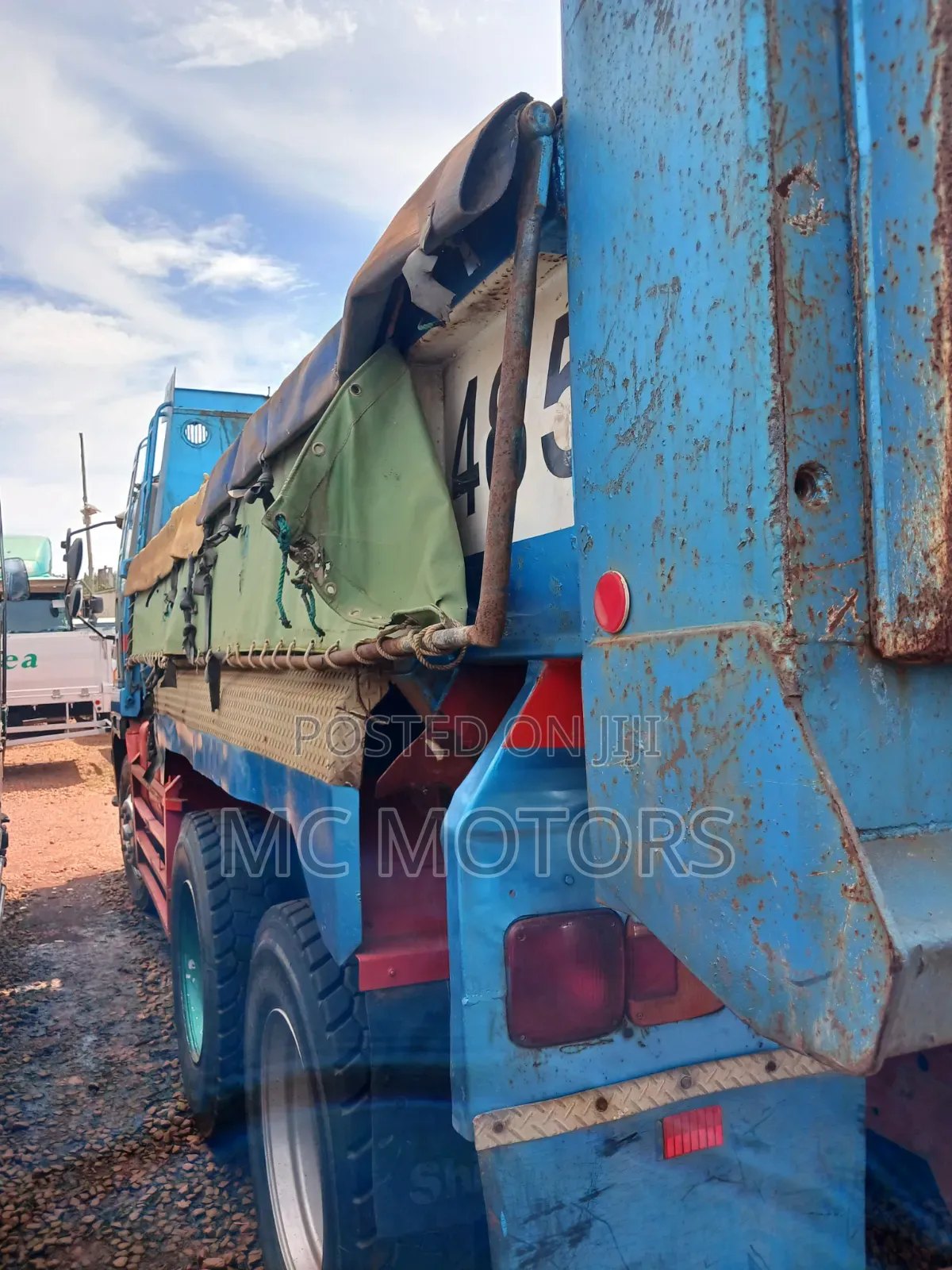 Isizu Tipper