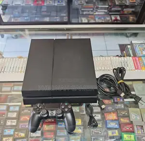 Sony Playstation 4. Ps4 Standard Version With 500gb. 12 Games, 2pads