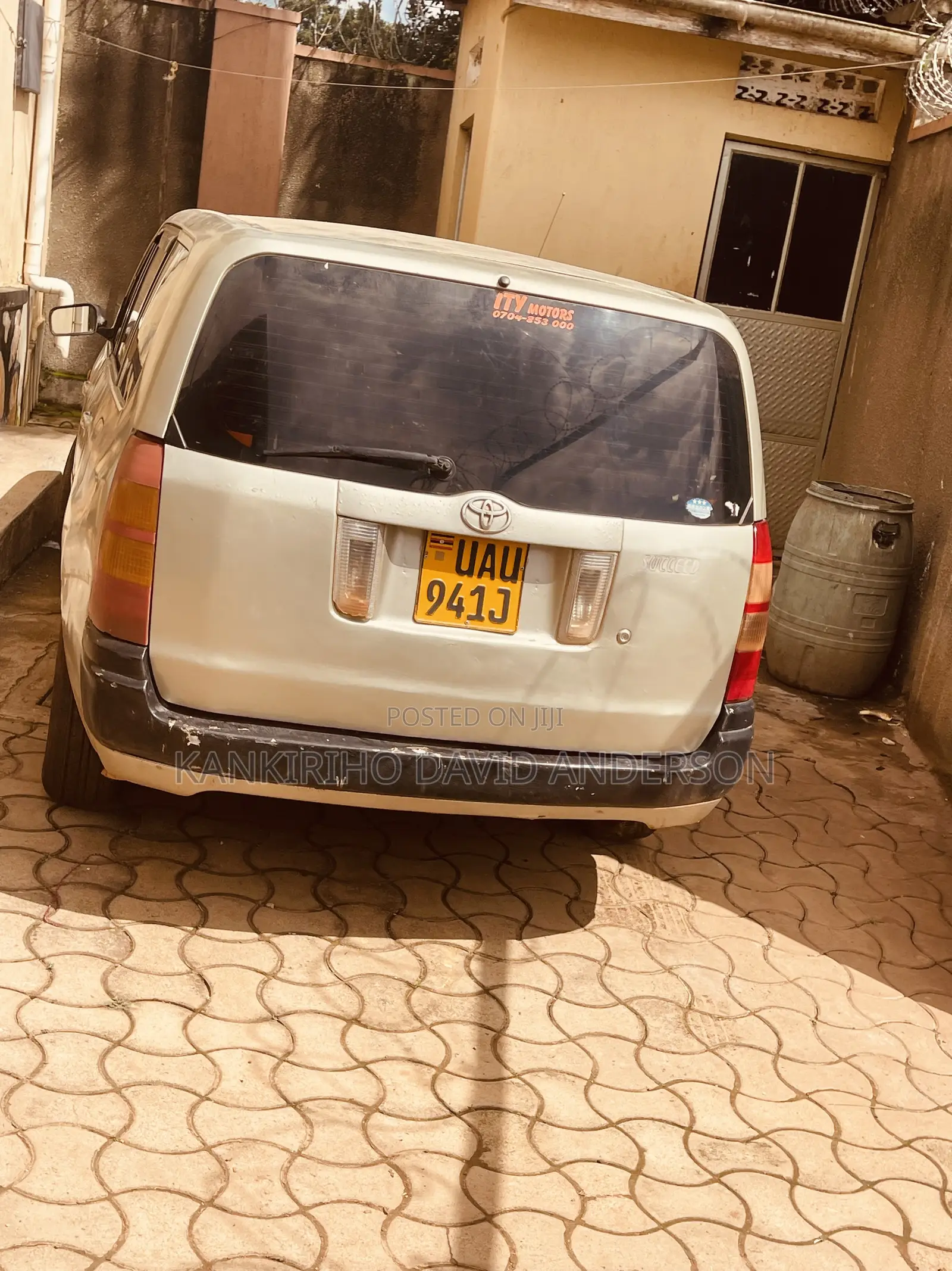 Toyota Succeed 2001 Brown