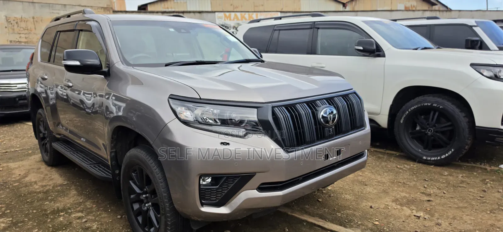 Toyota Land Cruiser Prado 2023 Gray