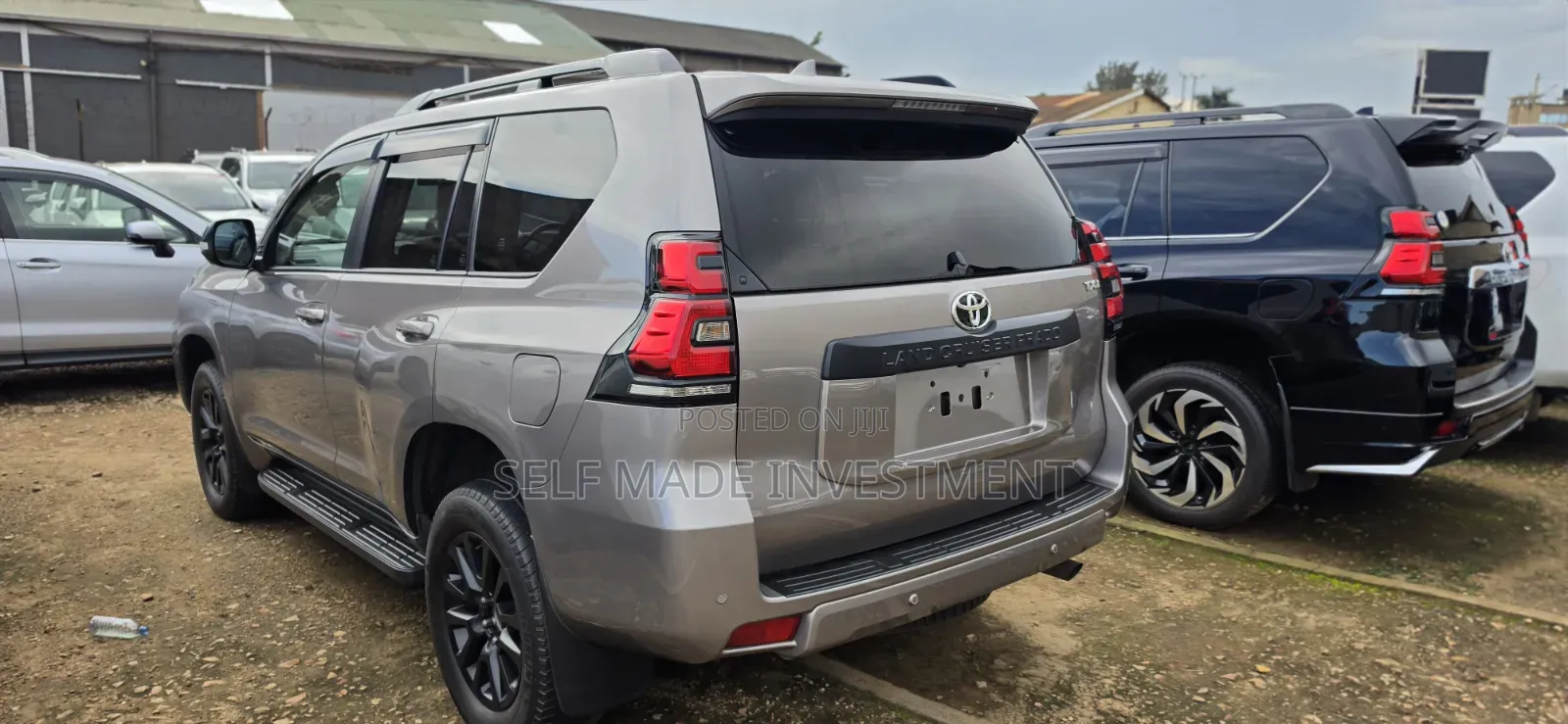 Toyota Land Cruiser Prado 2023 Gray