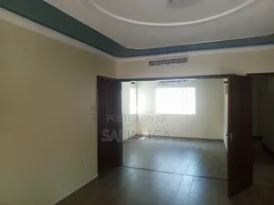 3bdrm Room & Parlour in Kololo Property, Central Division for rent