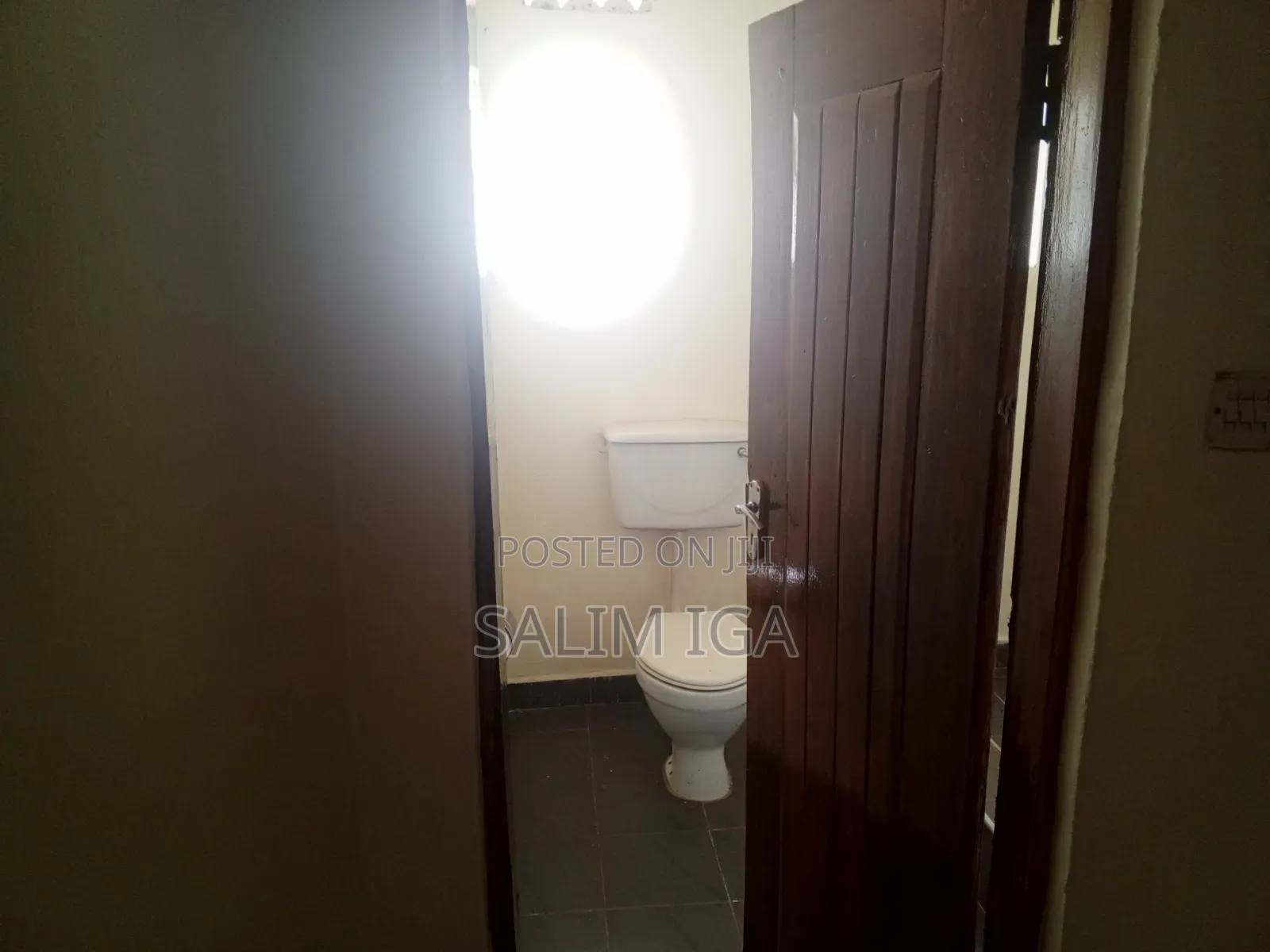 3bdrm Room & Parlour in Kololo Property, Central Division for rent
