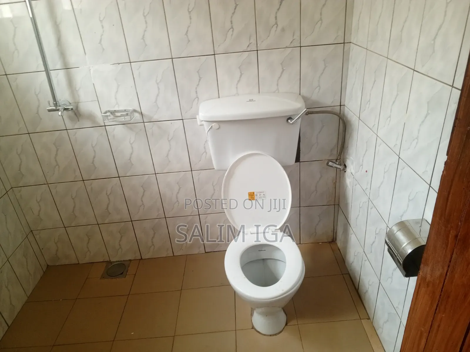 3bdrm Room & Parlour in Kololo Property, Central Division for rent