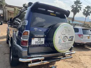 Toyota Land Cruiser Prado 2001 Blue