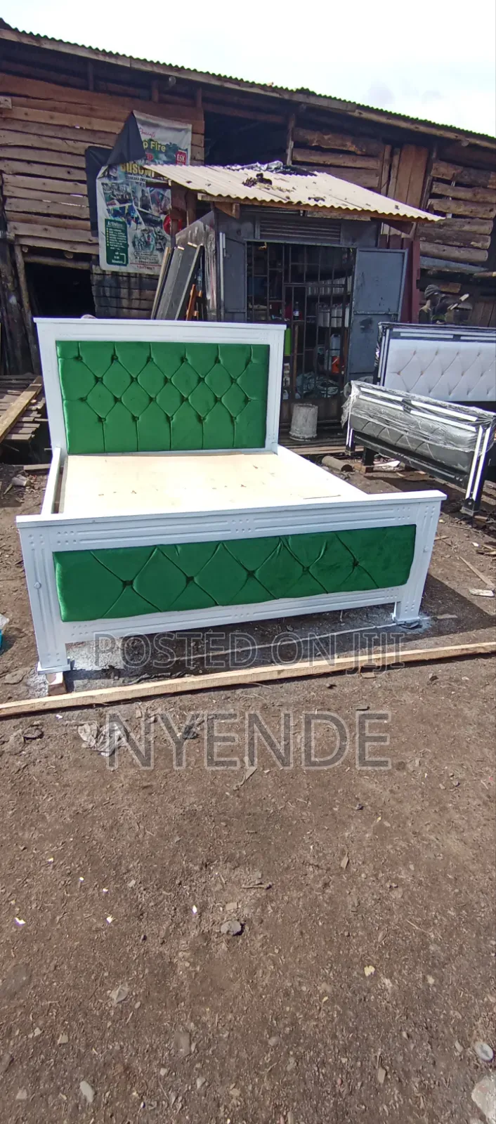 White Leathered Beds 4by6