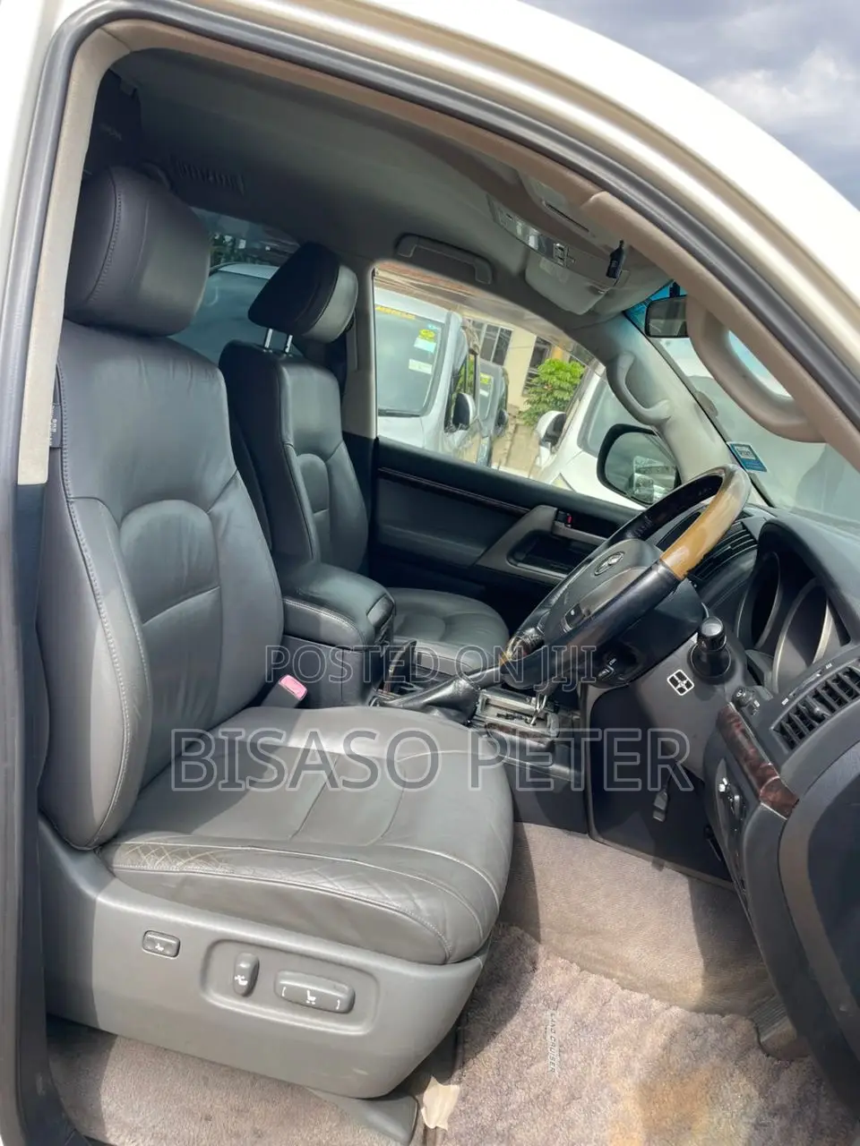 Toyota Land Cruiser 4.6 V8 ZX 2009 White