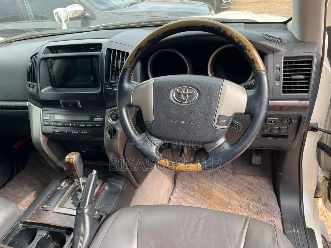 Toyota Land Cruiser 4.6 V8 ZX 2009 White