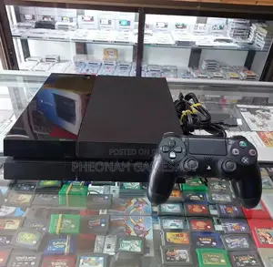 Ps4 Standard Pre-Loaded It With 12 High-Octane Games and 2 Controllers