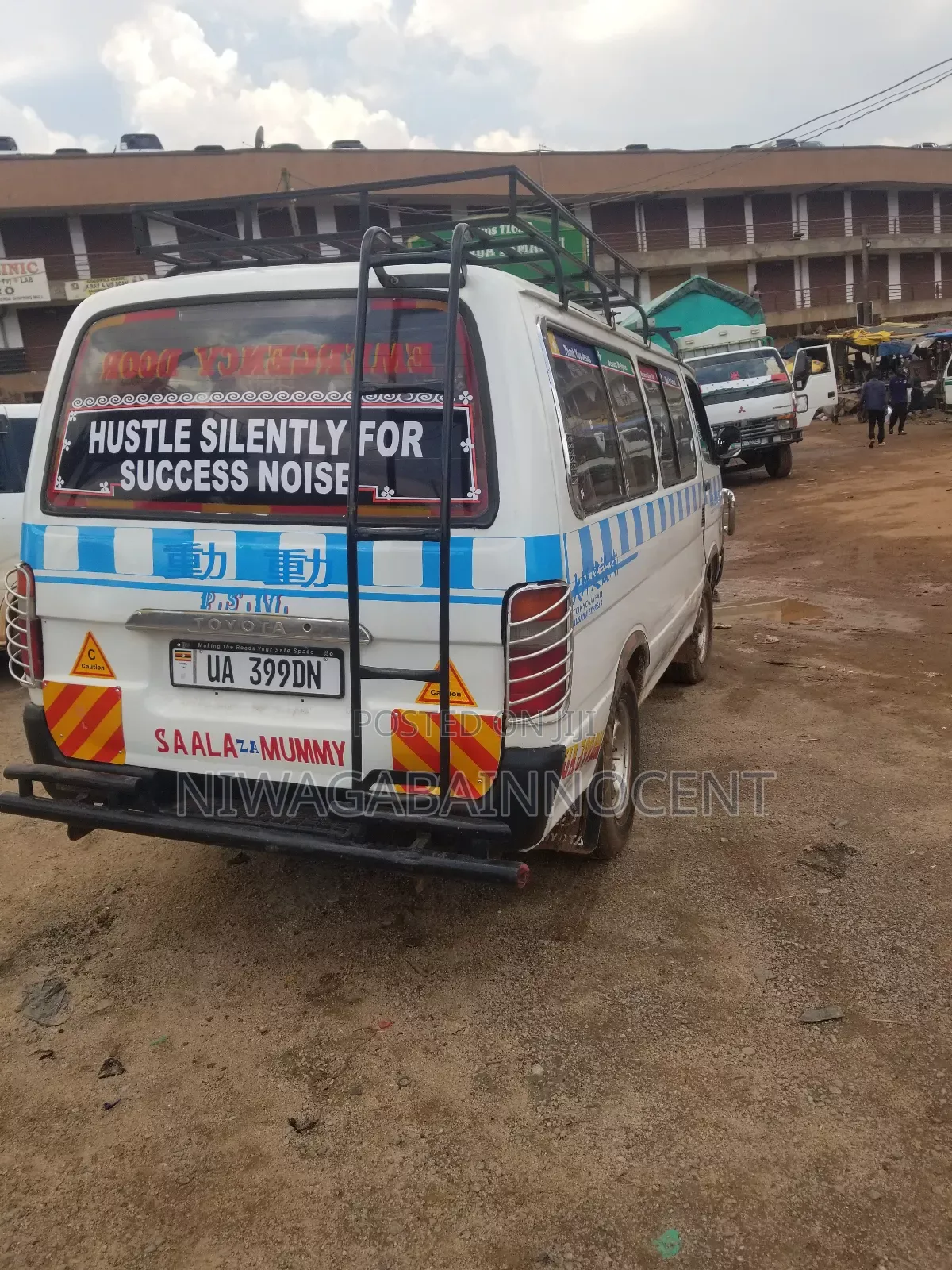 Toyota HiAce 1998 White