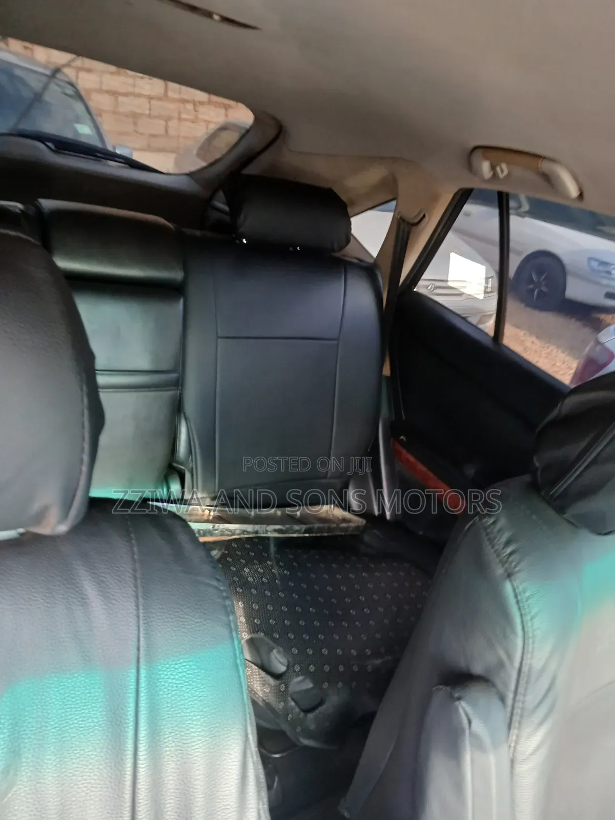 Toyota Harrier 2.4 4WD 2013 Silver