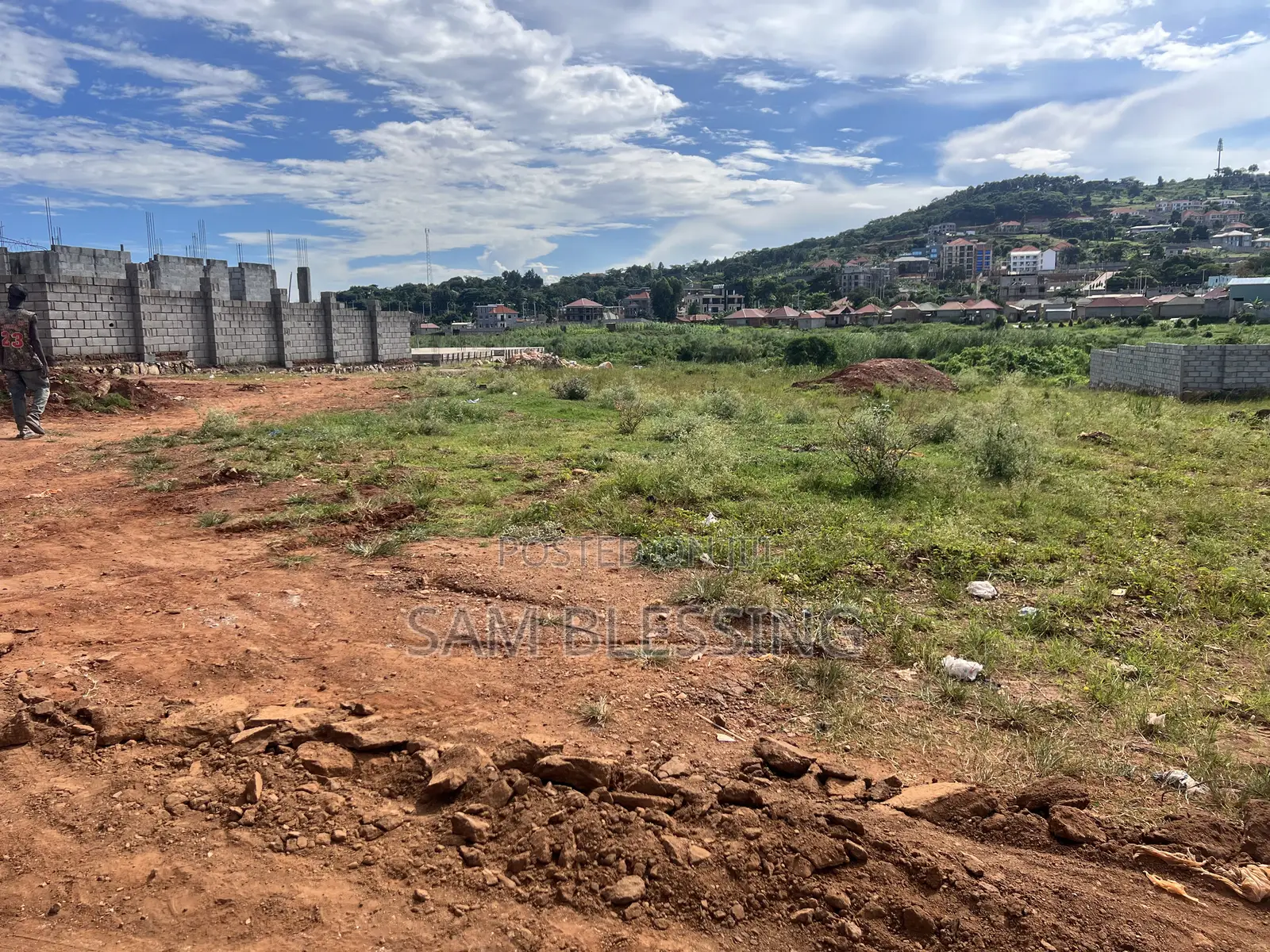50ft by 50ft for Sale in Munyonyo After Around About
