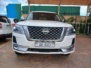Nissan Patrol 2017 White