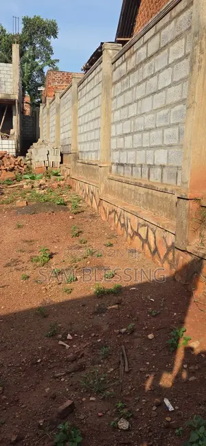 10bdrm Block of Flats in Munyonyo Kigo, Central Division for sale