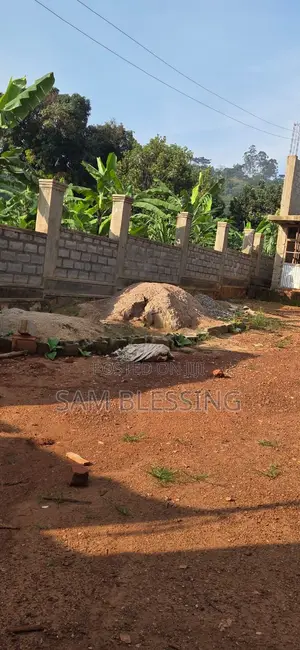 10bdrm Block of Flats in Munyonyo Kigo, Central Division for sale