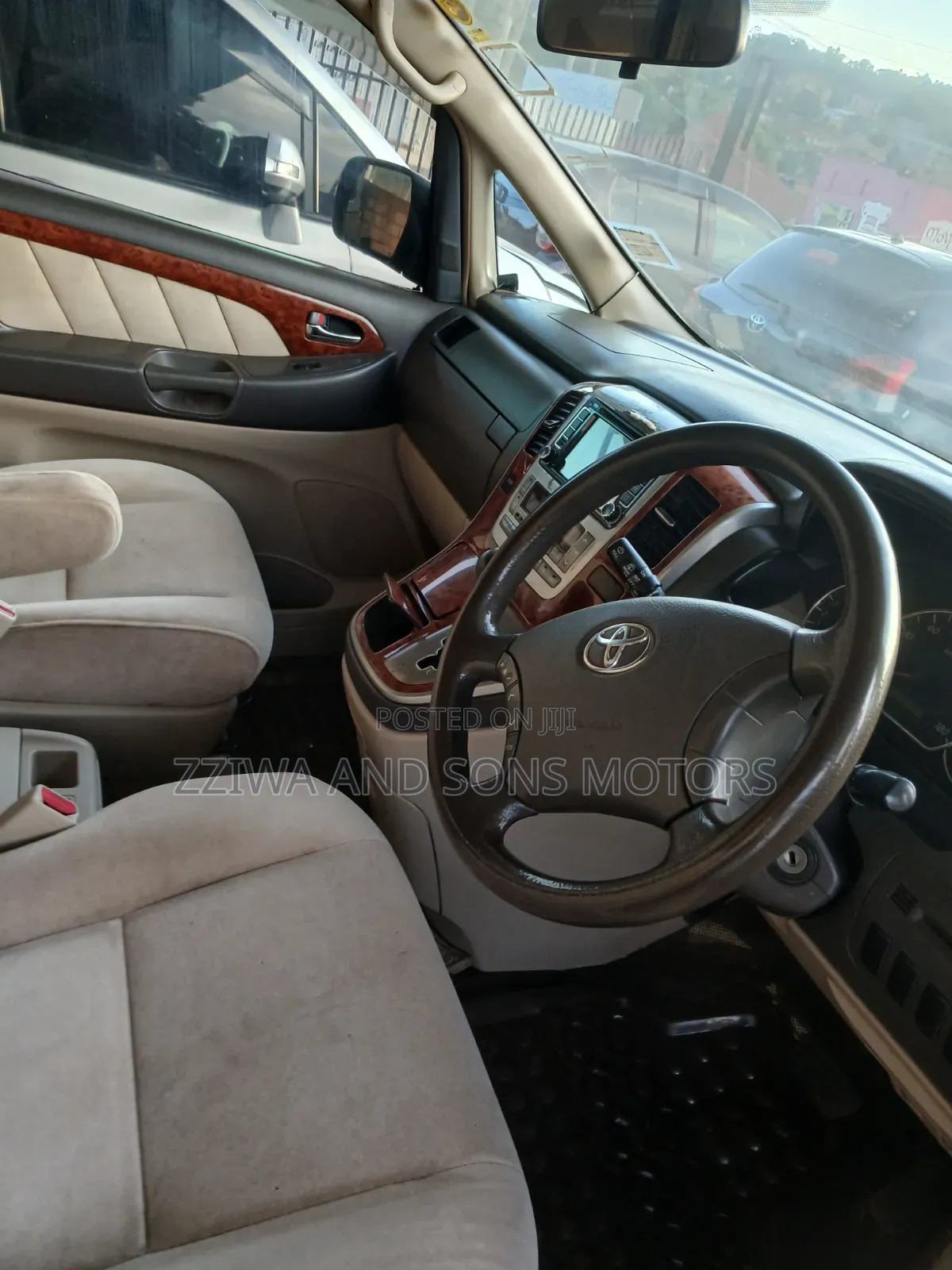 Toyota Alphard 2.4 Petrol AWD 2009 Black