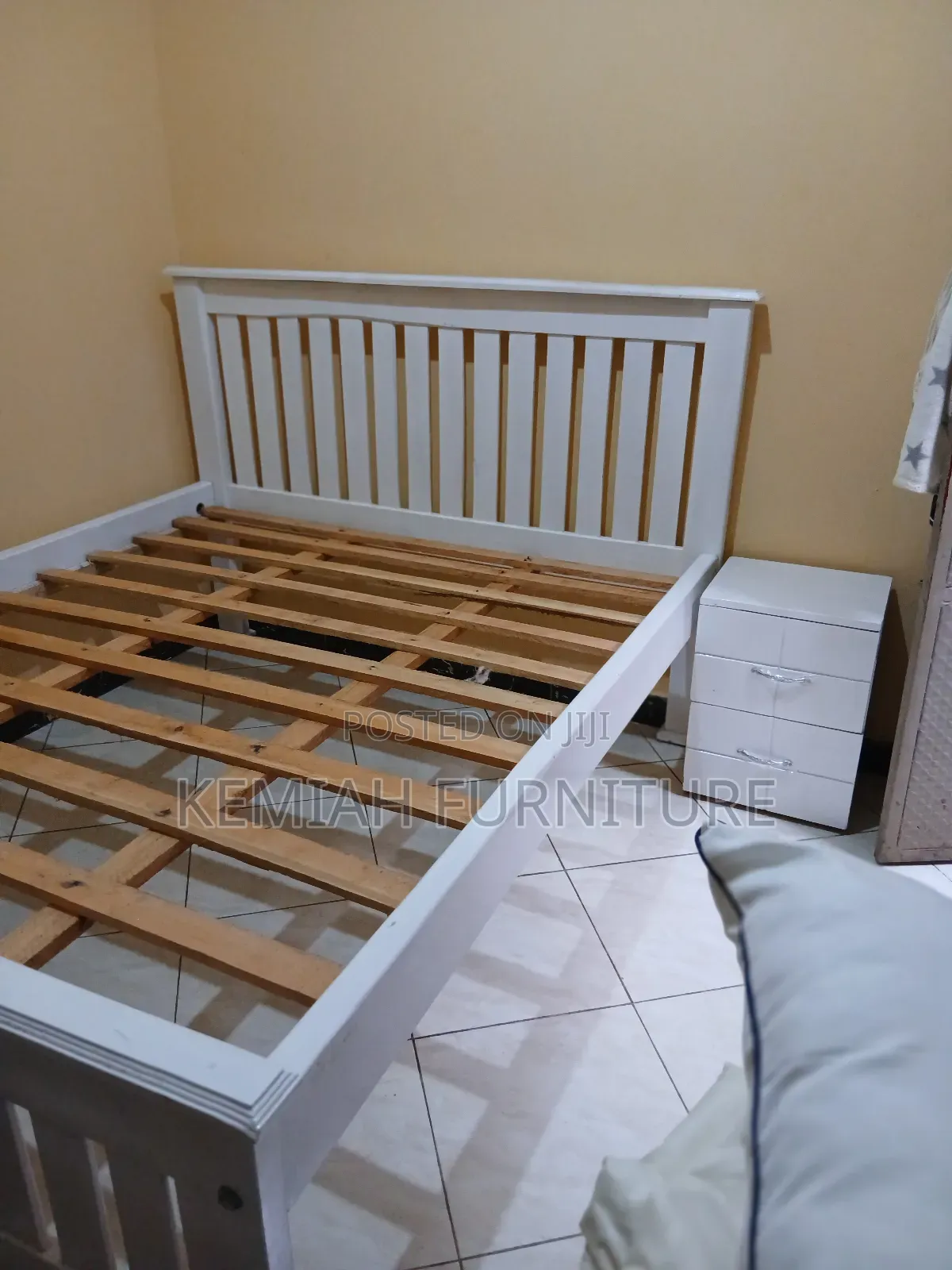 Barcode Bed in White